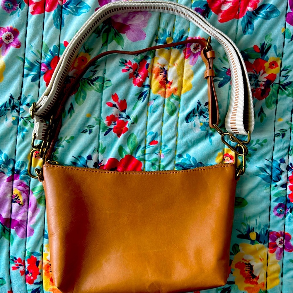 Madewell Leather Caribiner crossbody bag